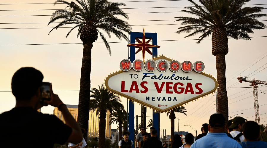Could less strict rules for salons help Las Vegas' tourism?
